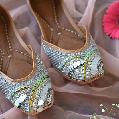 Zeina Embellished Juttis