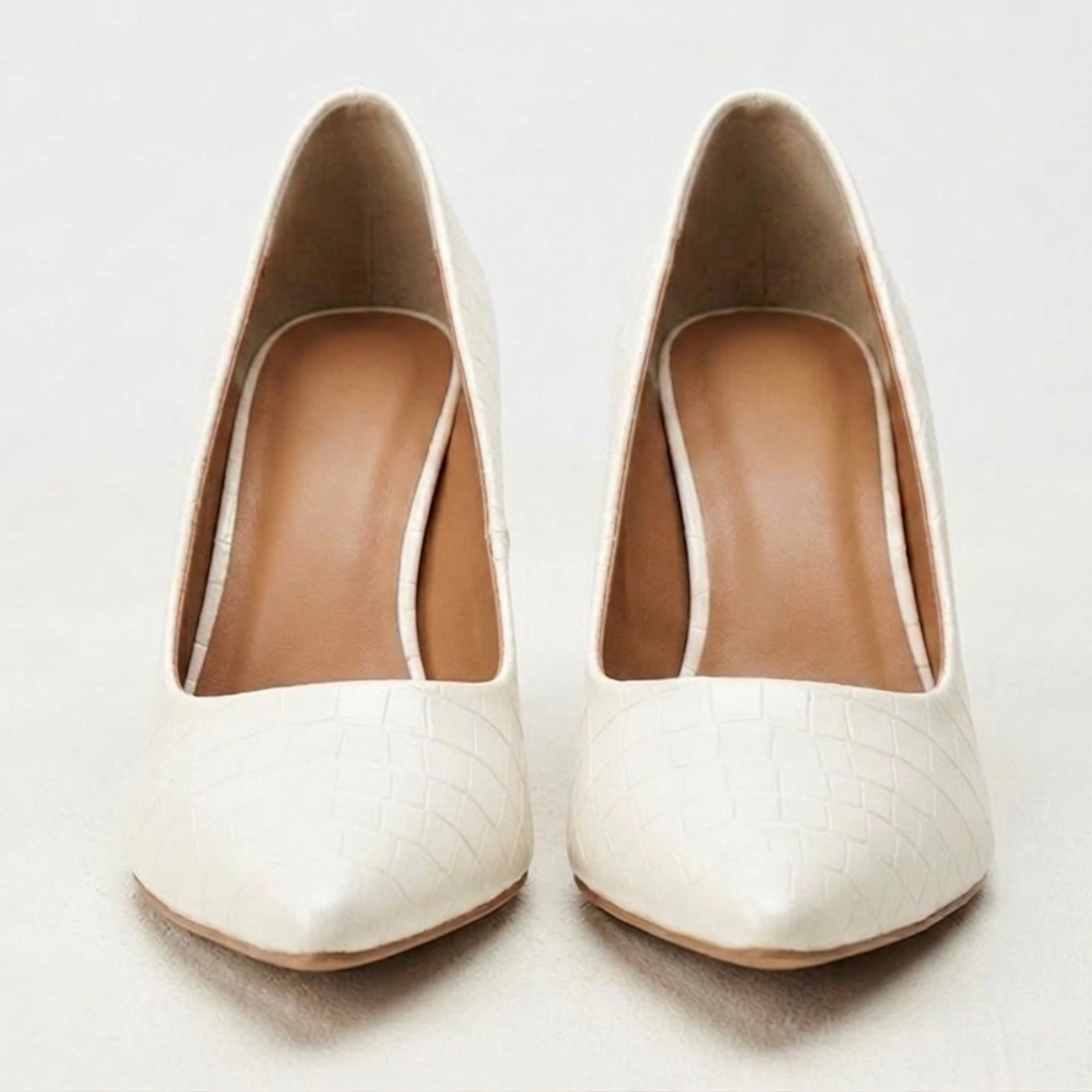 Ayah Textured Pumps