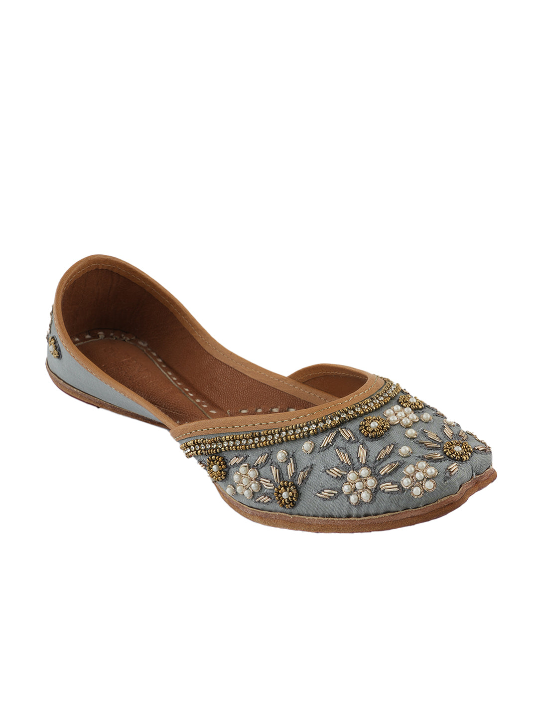 Inaya Threadwork juttis