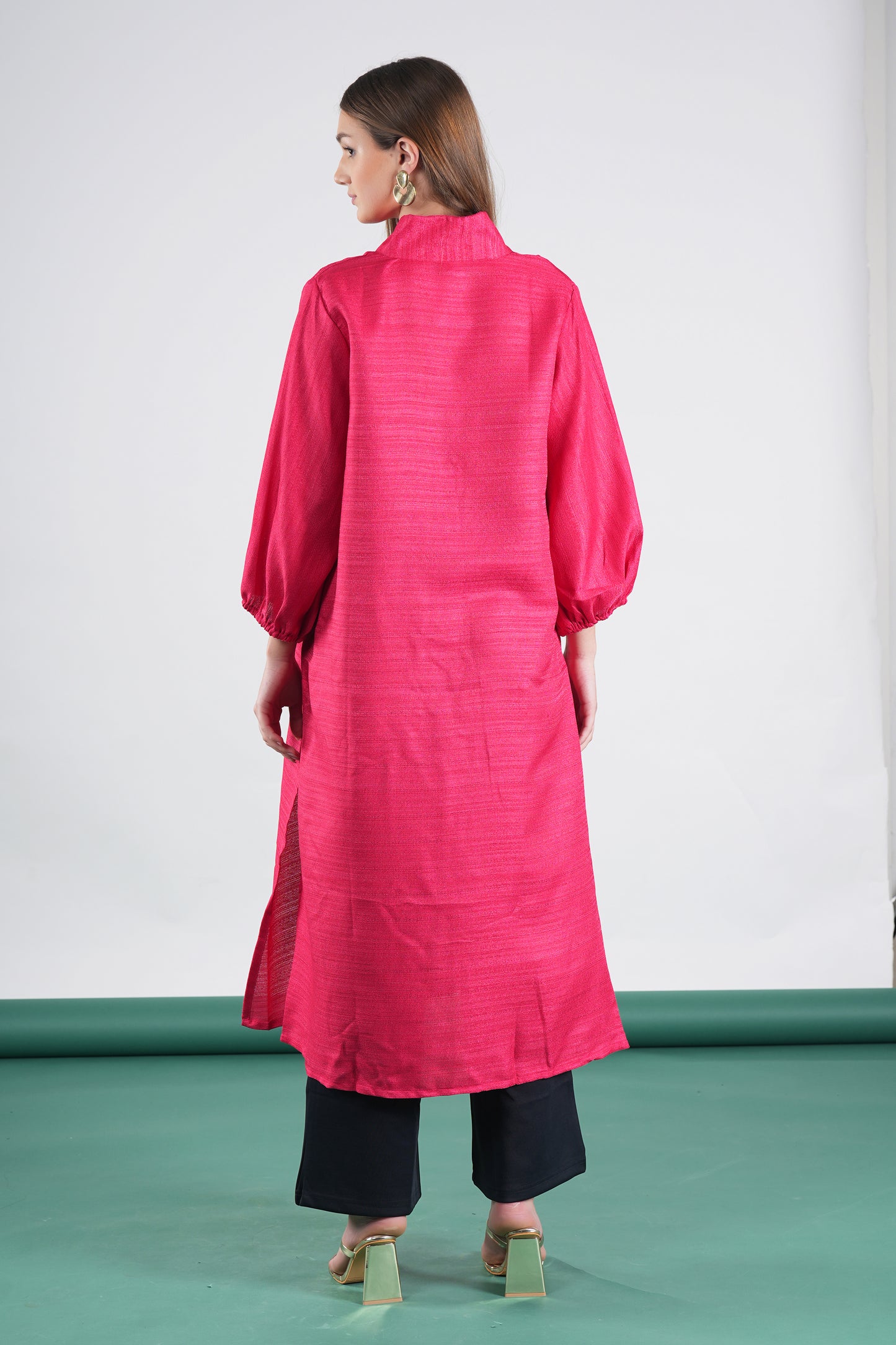 Pink stand collar dress with balloon sleeves