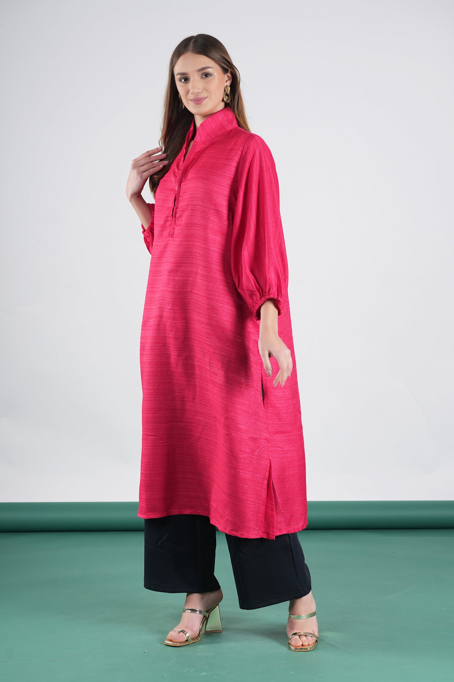 Pink stand collar dress with balloon sleeves