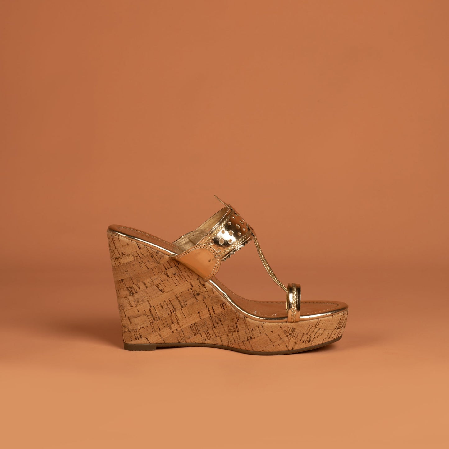 Saira Kolhapuri Wedges