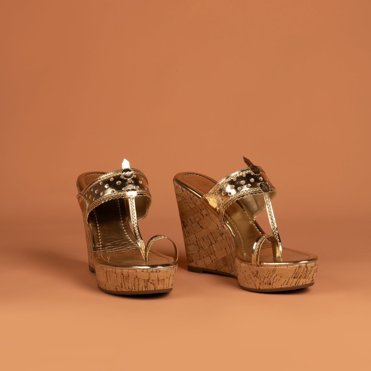 Saira Kolhapuri Wedges