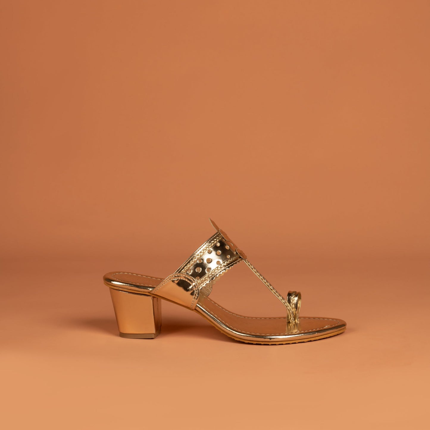 Inayat Kolhapuri Heels