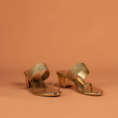 Amari Textured Kolhapuri Heels