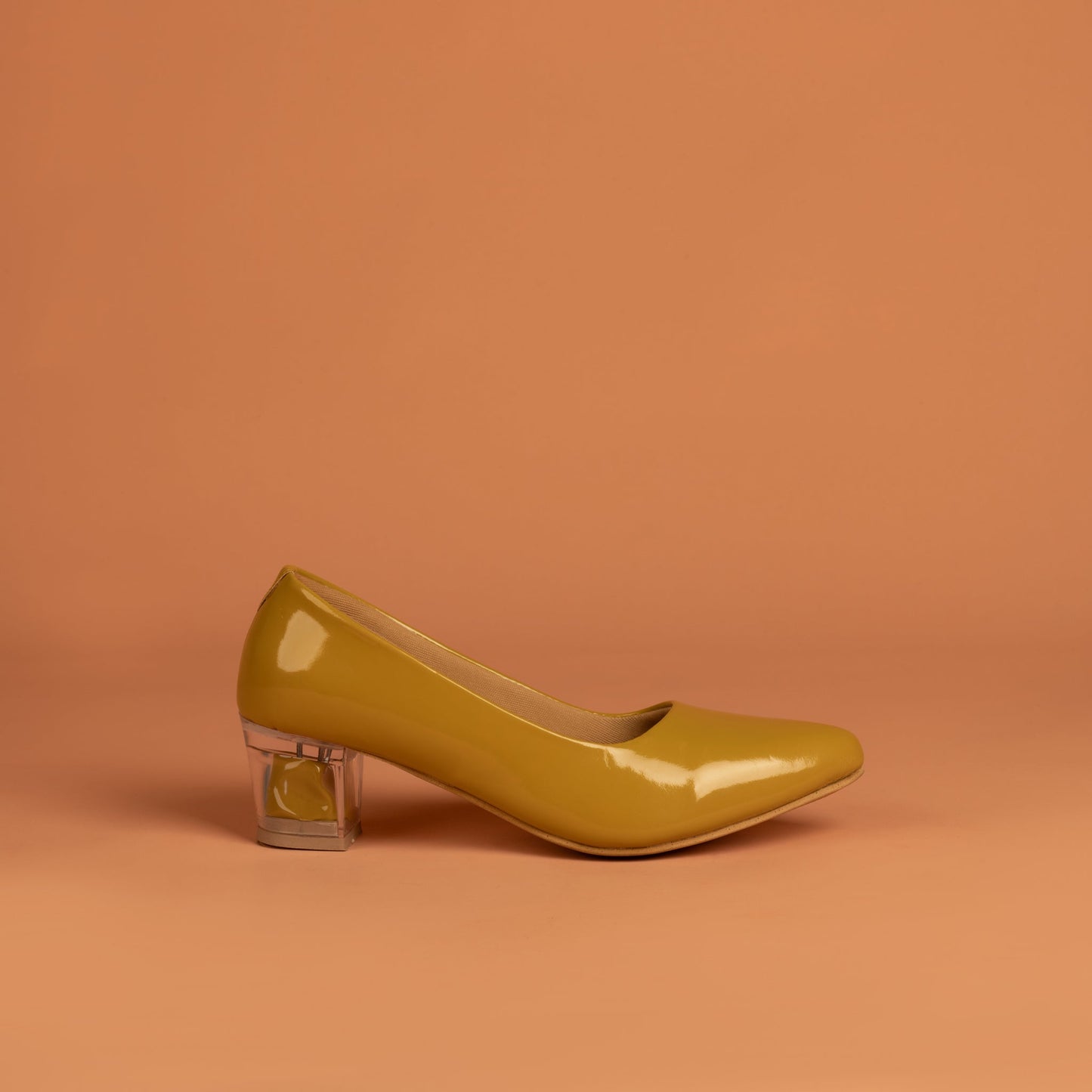 Cybele Solid Pumps