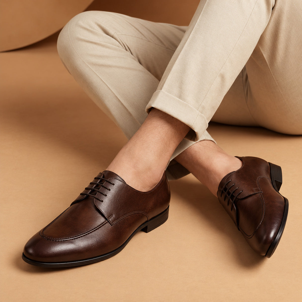 Apron-Toe Lace-Up Derby Shoes