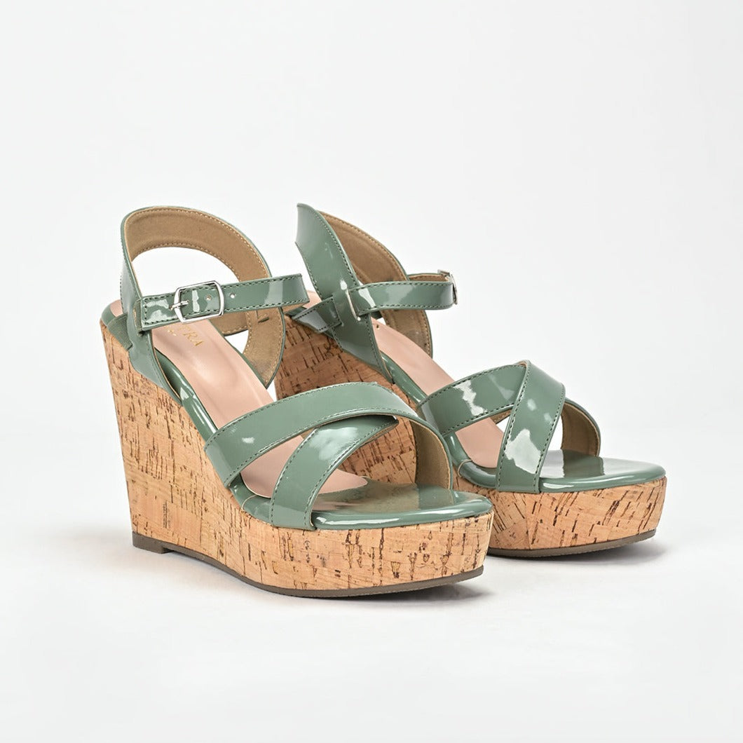 Georgina Wedges