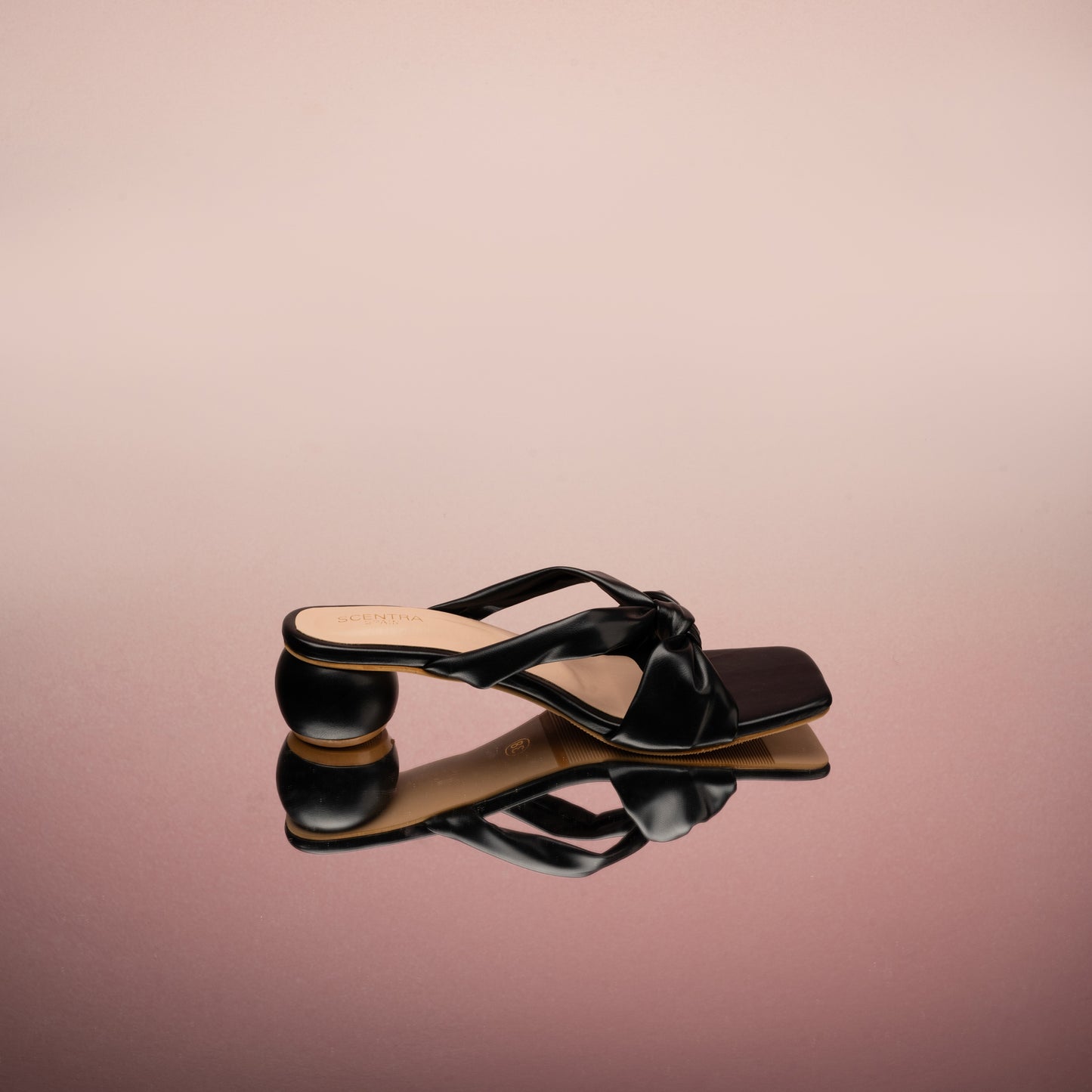 Bruce Solid Sandal With Bow