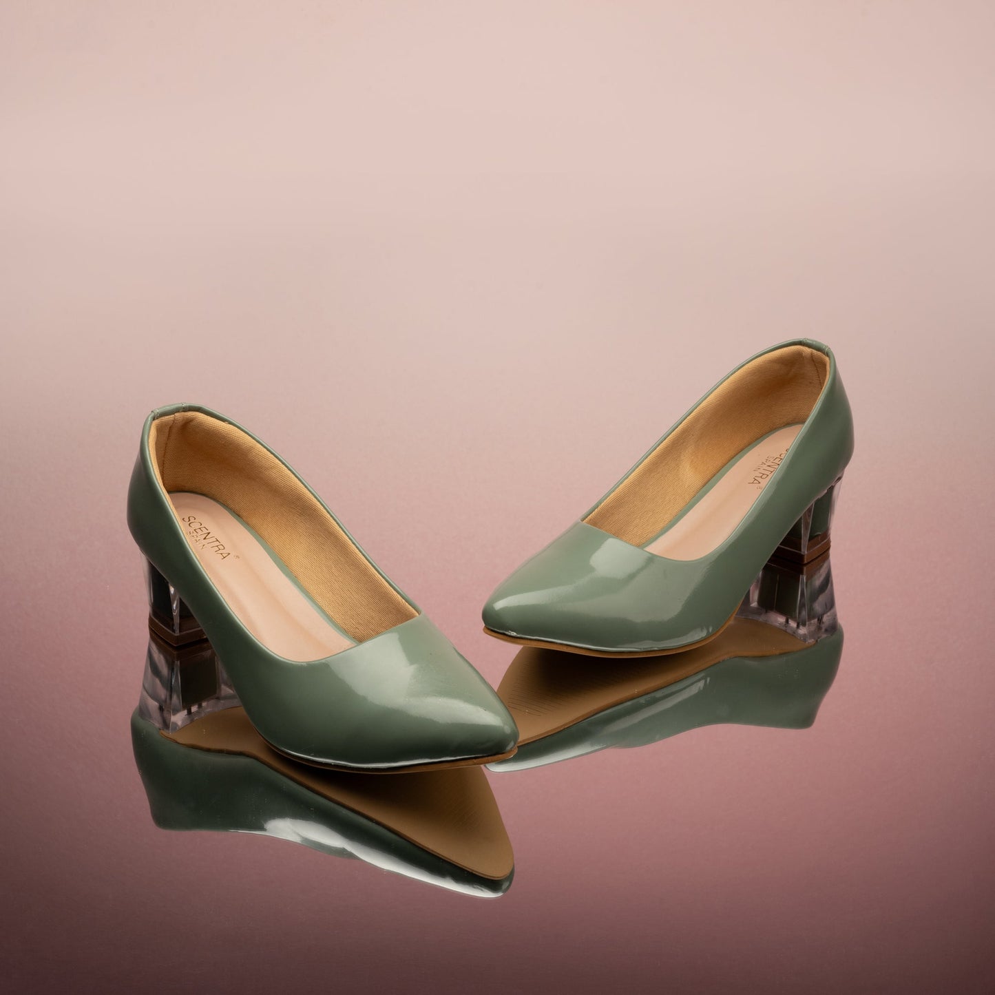 Cybele Solid Pumps