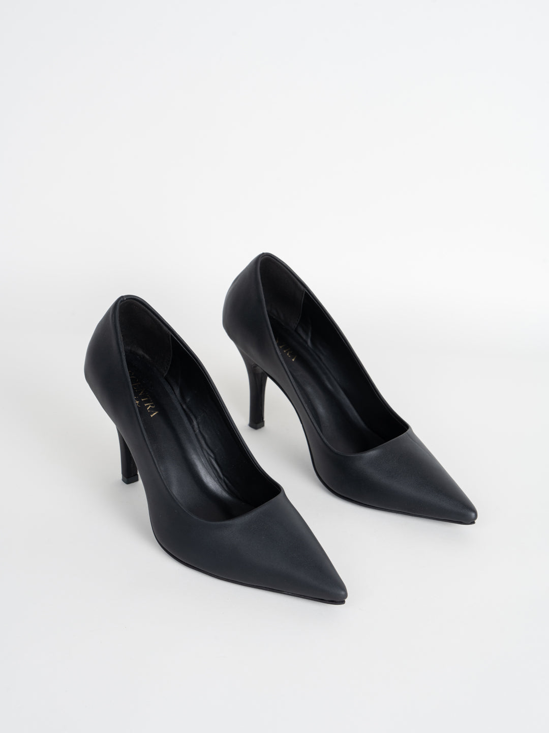 Belle Classic Pumps