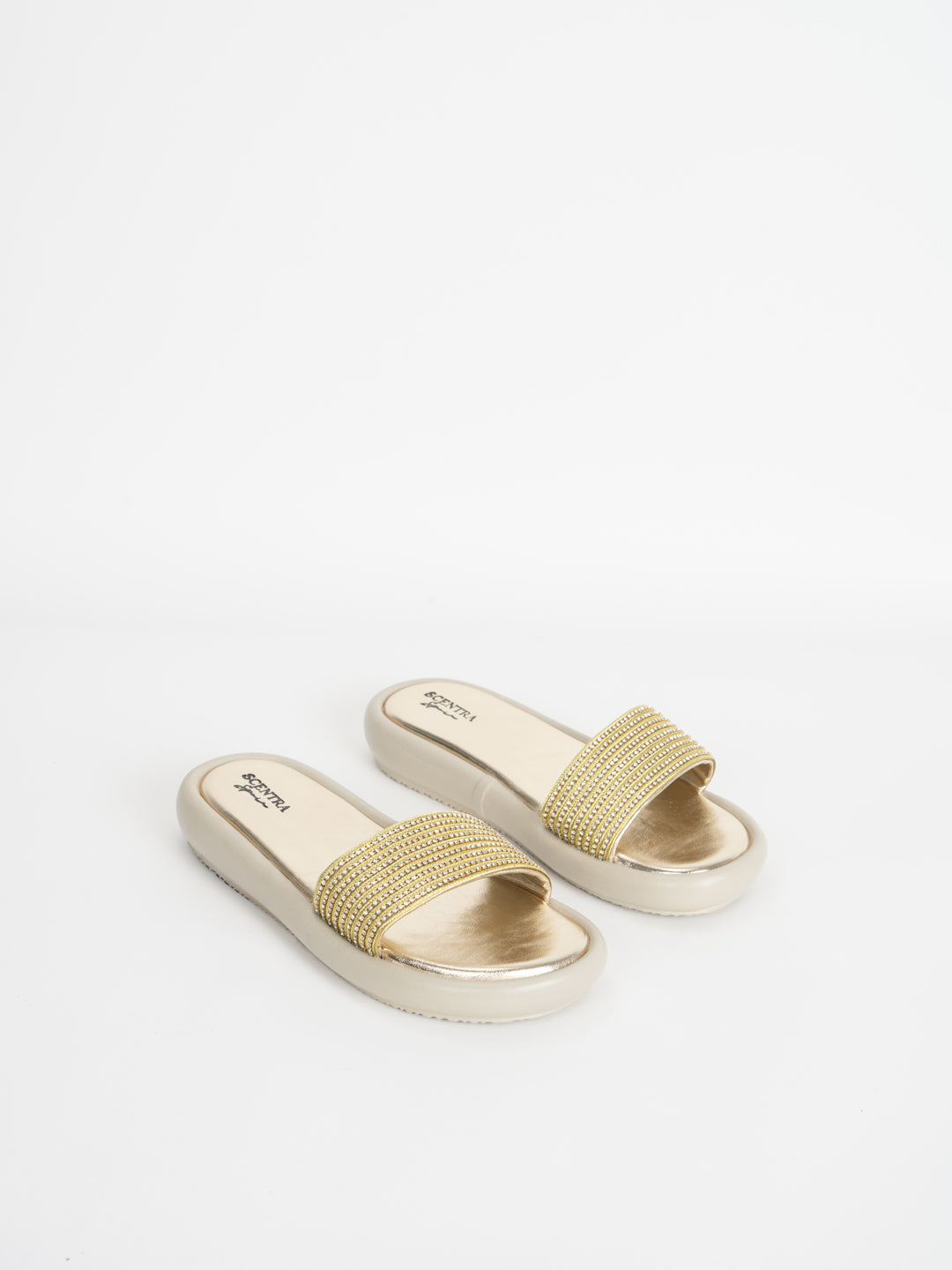 Alyza Cushion Flats Gold